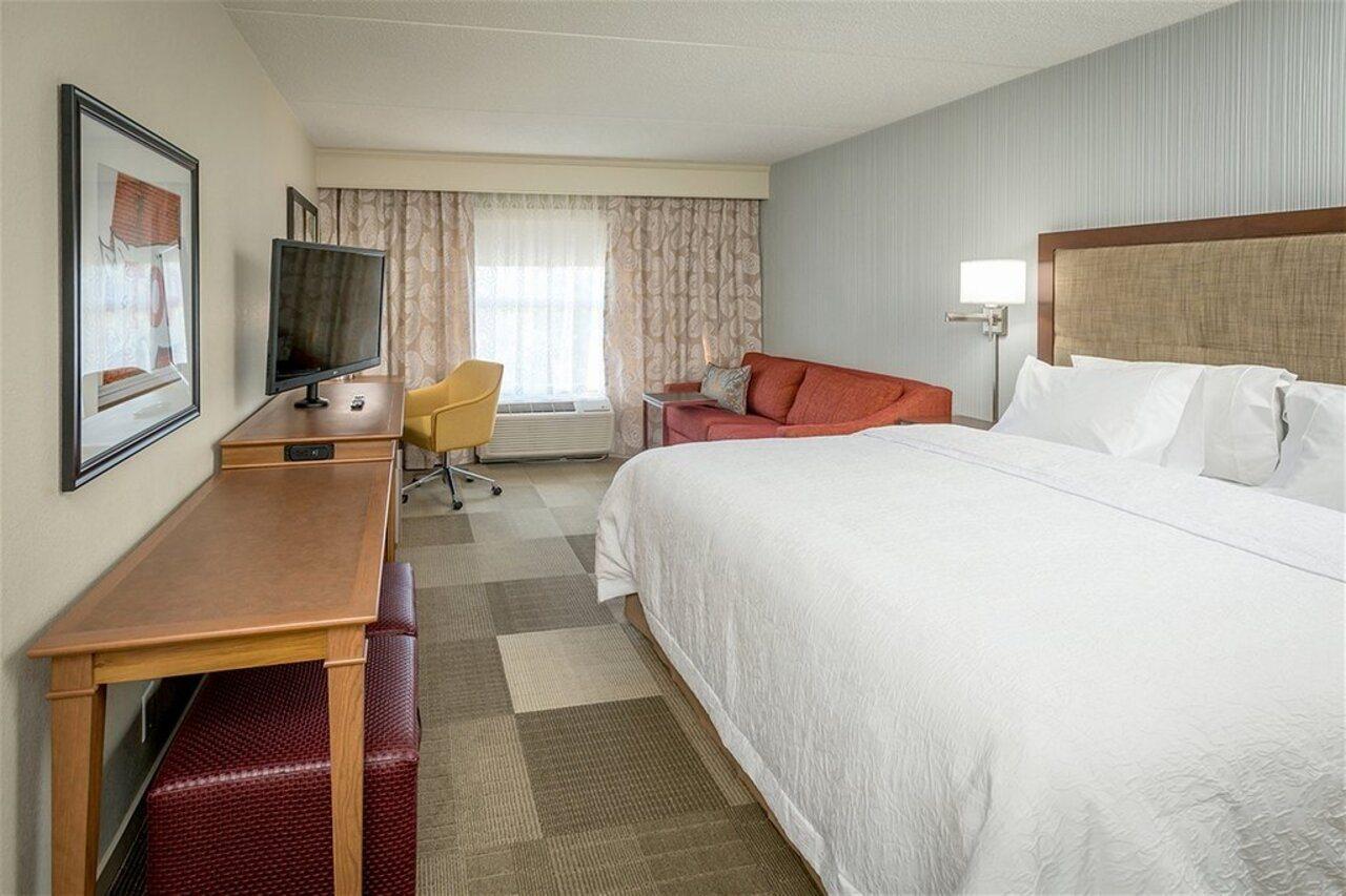 Hampton Inn & Suites Kittery-Portsmouth Экстерьер фото