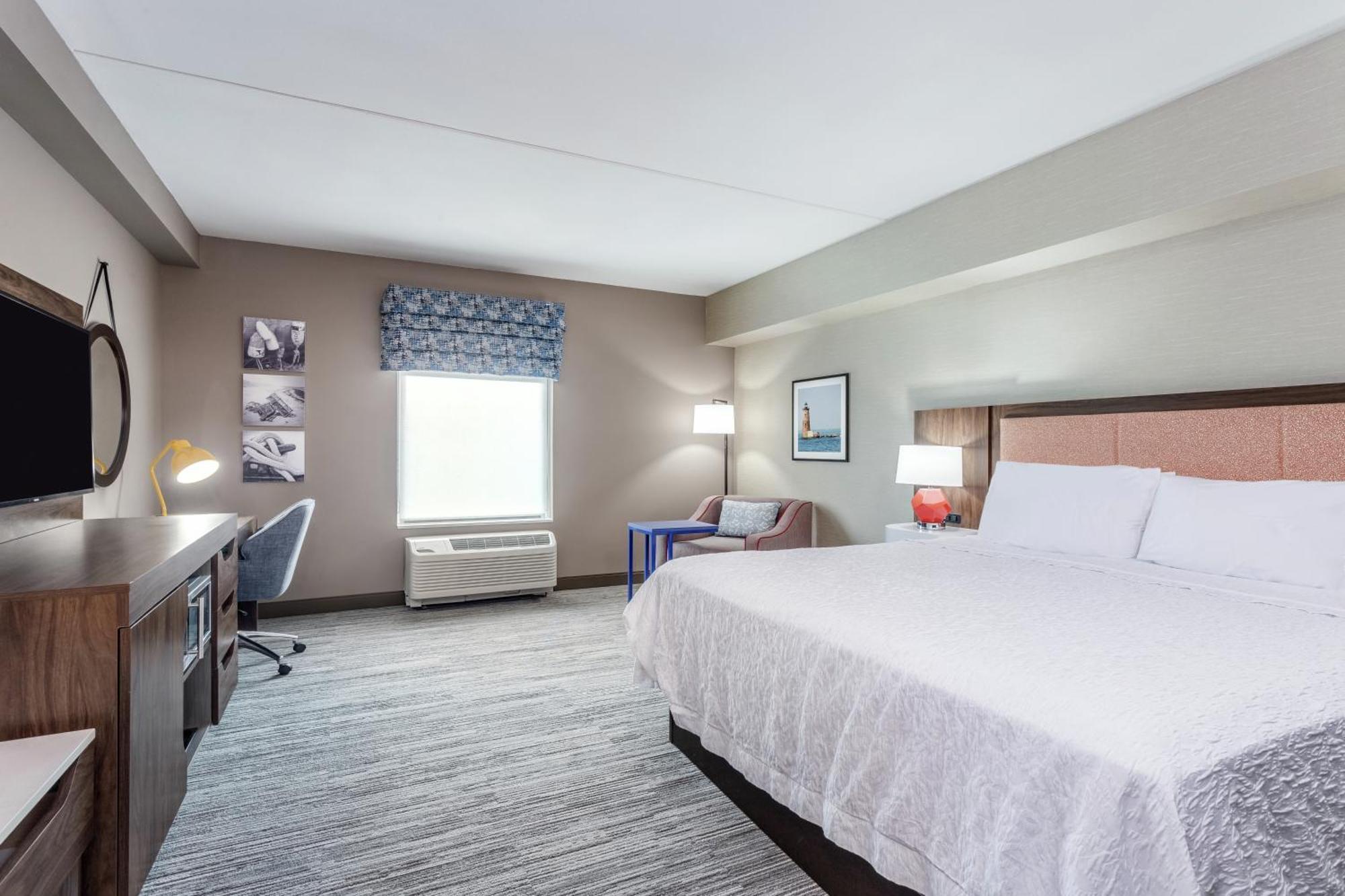 Hampton Inn & Suites Kittery-Portsmouth Экстерьер фото